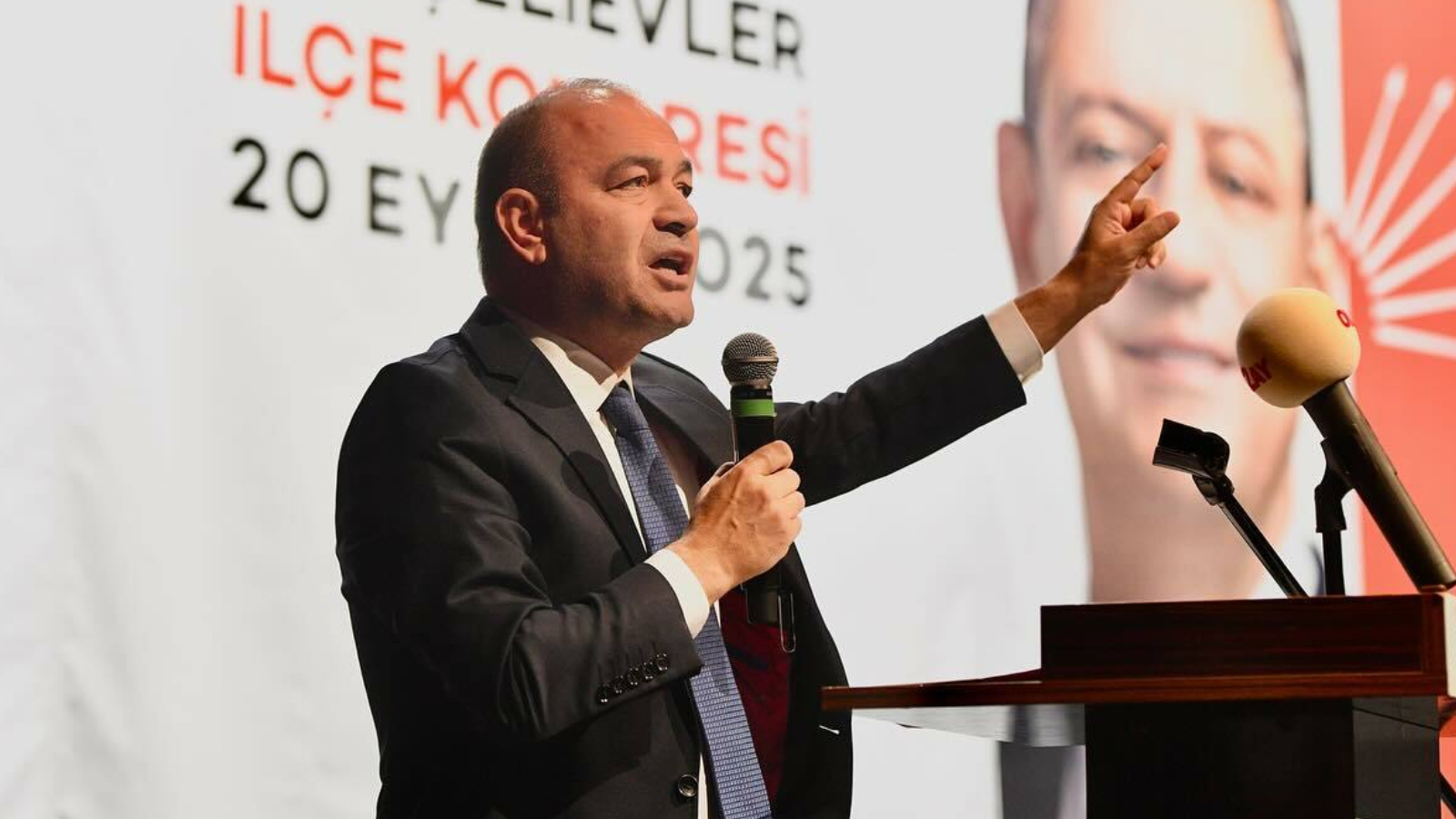 chp genel baskan yardimcisi karabat erdogan mesruiyetini abd ve rusyada ariyor bedelini millet oduyor hLRM3gmO