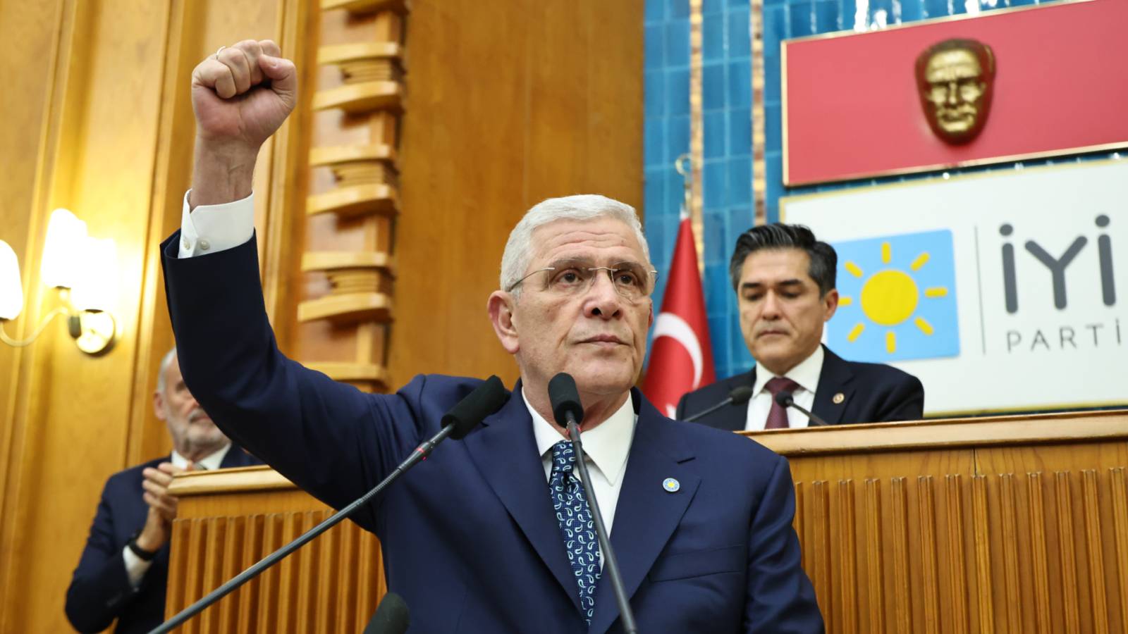 iyi parti lideri dervisoglu genclerin rahatsiz oldugu yerde hic kimse rahat edemez YDOZXrNc.png