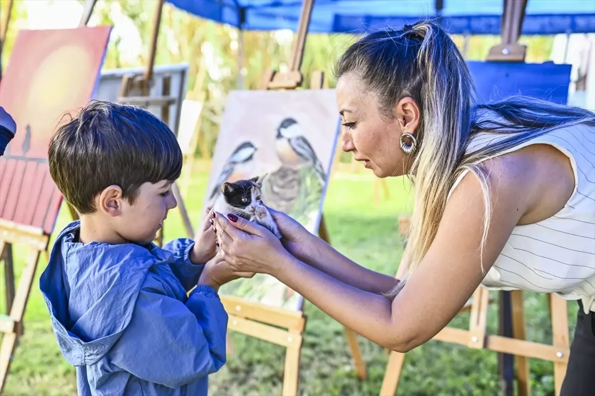 ogrenciler hayvanlari koruma gununde bir araya geldi Fy56lTEg