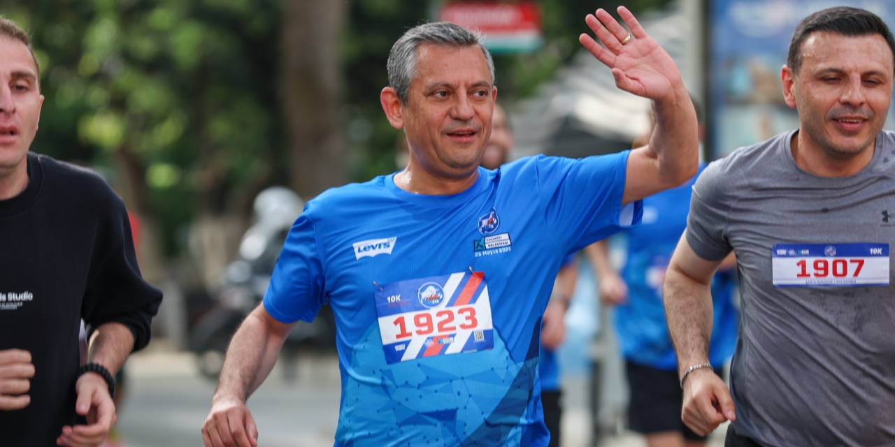 ozgur ozel cydd icin kosacak her destek bir ogrencinin gelecegine umut olsun IxBuCgth.jpg