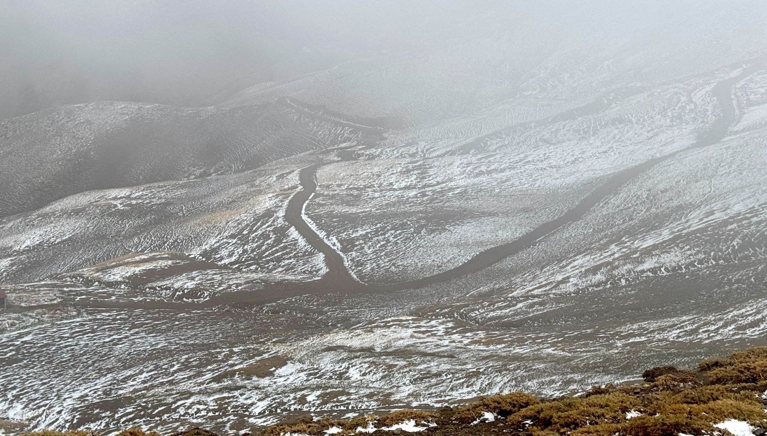saganak yerini kara birakti UZgzWyIy.jpg