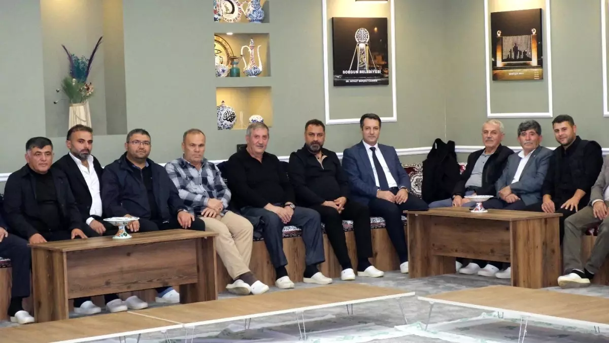 sorgun belediye baskani ekinci muhtarlar gunu icin muhtarlarla bir araya geldi rCASf74E.jpg
