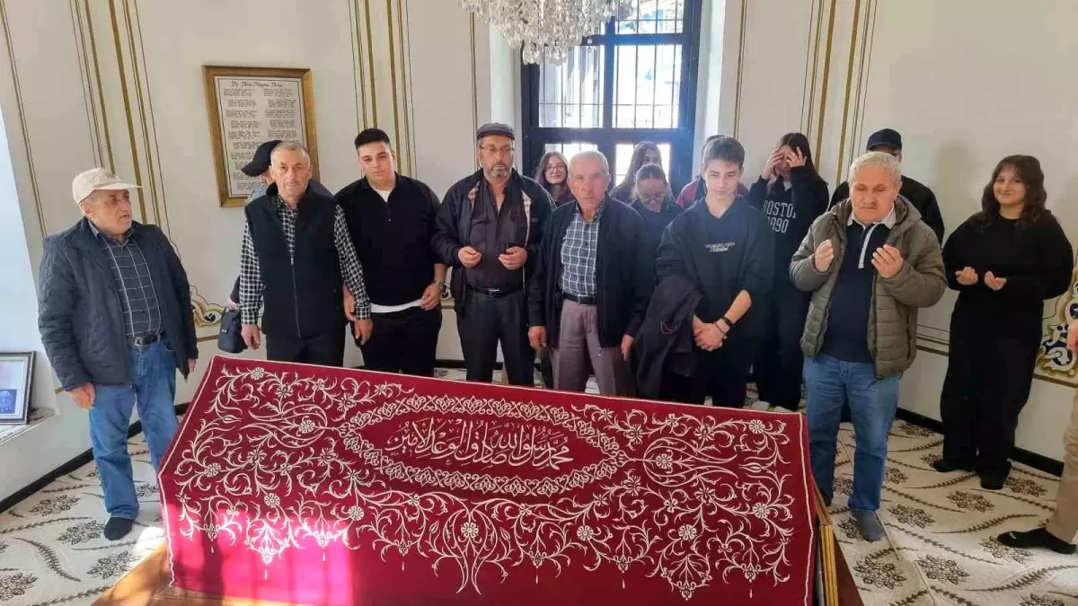 tavsanli borsa istanbul anadolu lisesinden dede torun el ele projesi PJURIkPJ