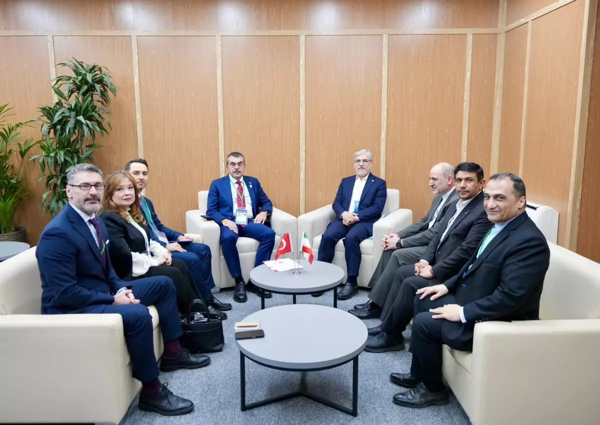 bakan tekin iran ile egitim is birligini gorustu mBOg9yU9.jpg