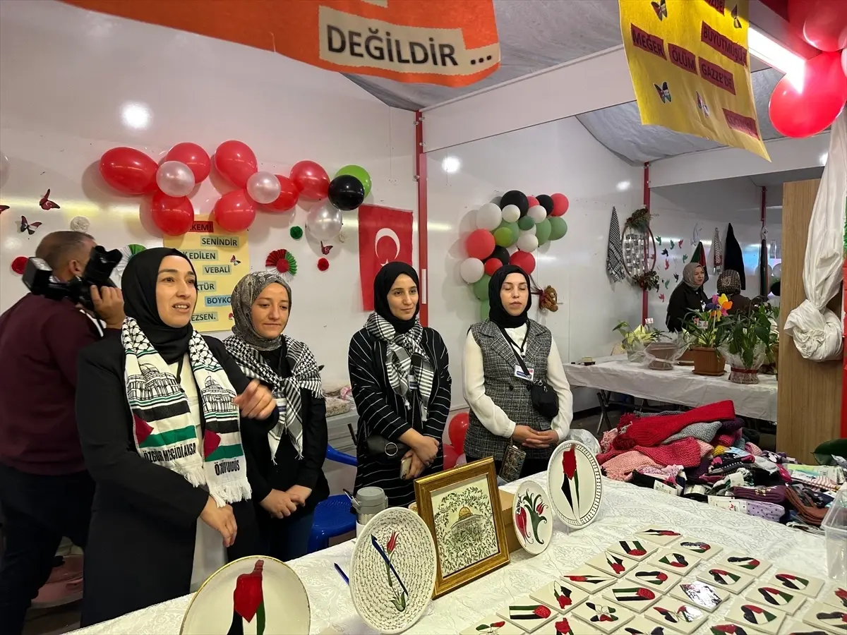 kahtada filistin icin kermes duzenlendi nN7JFYP3.jpg