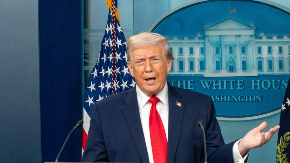 trump-israil-ile-lubnan-arasindaki-ateskesin-3-hafta-uzatilacagini-acikladi-byCVAird