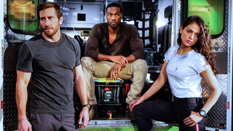 ambulans-filminin-konusu-nedir-oyunculari-kimler-bu-aksam-ekranlara-geliyor-JtBzMn6J