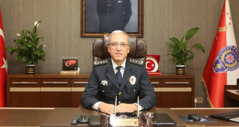 gazetecilerin-talebine-kapiyi-kapatmisti-yeni-goreve-atandi-eerEHN3J